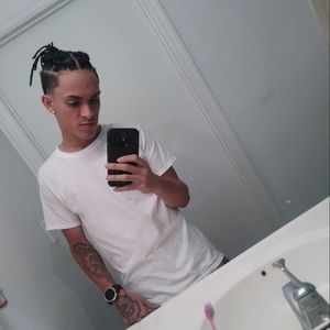 Meet your Posher, Luis